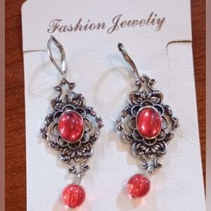 ♥️F 5/$20 Elegant Silver and Red Dangle Earrings